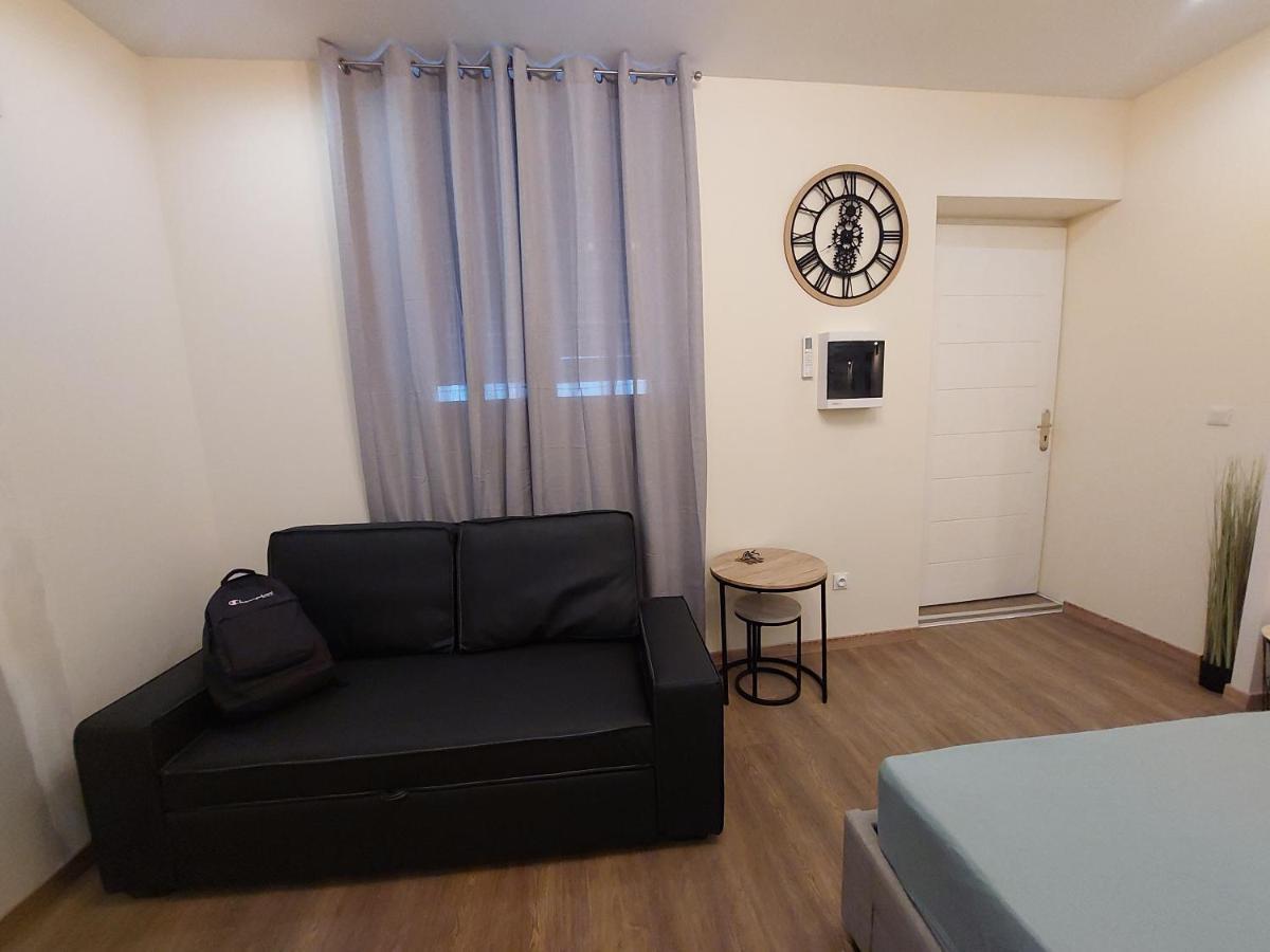 25m2 Rez De Chaussee, Ground Floor * Épernay